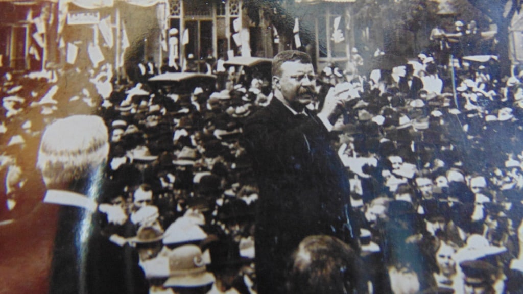 President Theodore Roosevelt Stereoview (1 of 4)