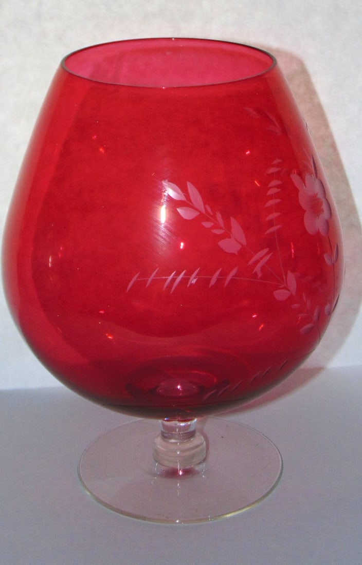 Cranberry Pedestal Pitcher: Cranberry Pedestal Pitcher Dimensions: H 9" D18' Provenance: Hill House Glass Collection Condition Report Fine