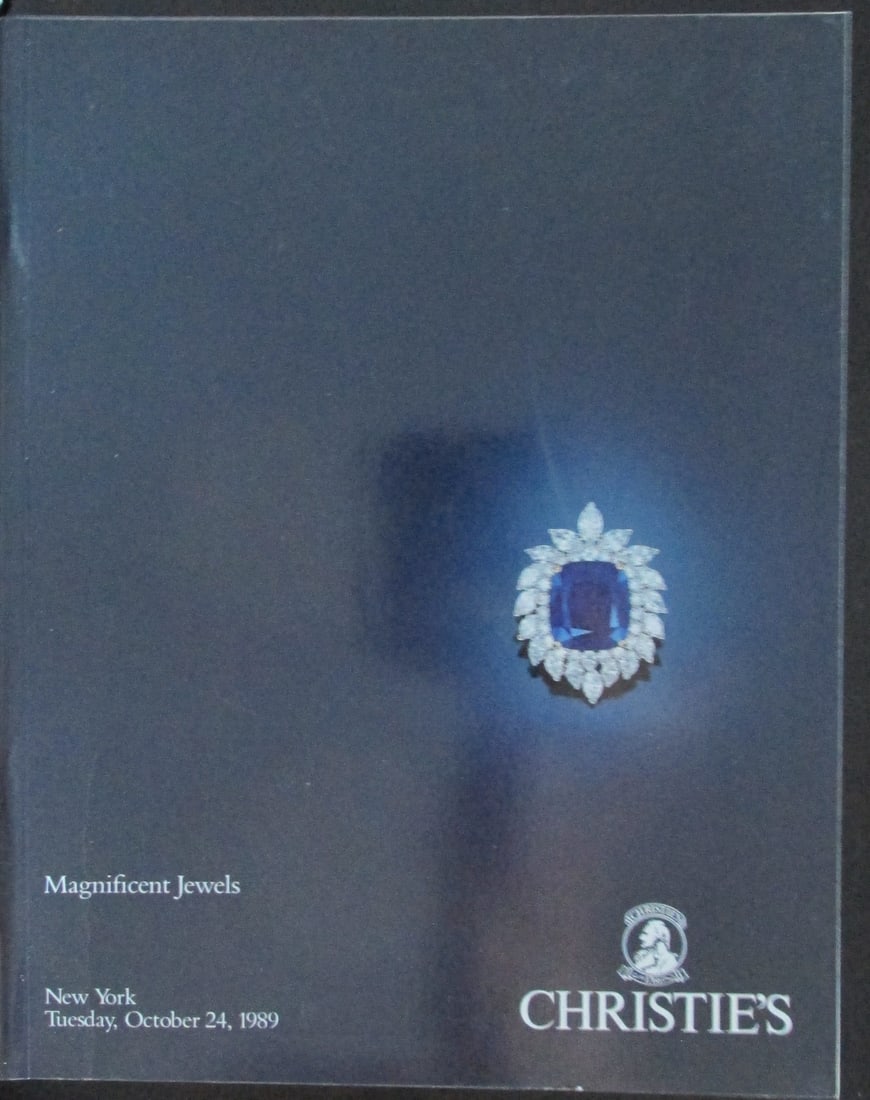 Christie's Magnificent Jewels - October 24, 1989: Christie's Magnificent Jewels - October 24, 1989 Numerous full page color photos. Dated: 1989 Binding: Trade Wraps Type: Jewelry Provenance:
