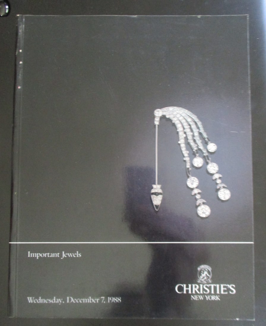 Christie's Important Jewels Jewelry Catalog: Christie's Important Jewels Jewelry Catalog Illustrations: Color & B/W Plates Dated: Dec 7, 1988 Publisher: Christie's Auction Edition: 1st