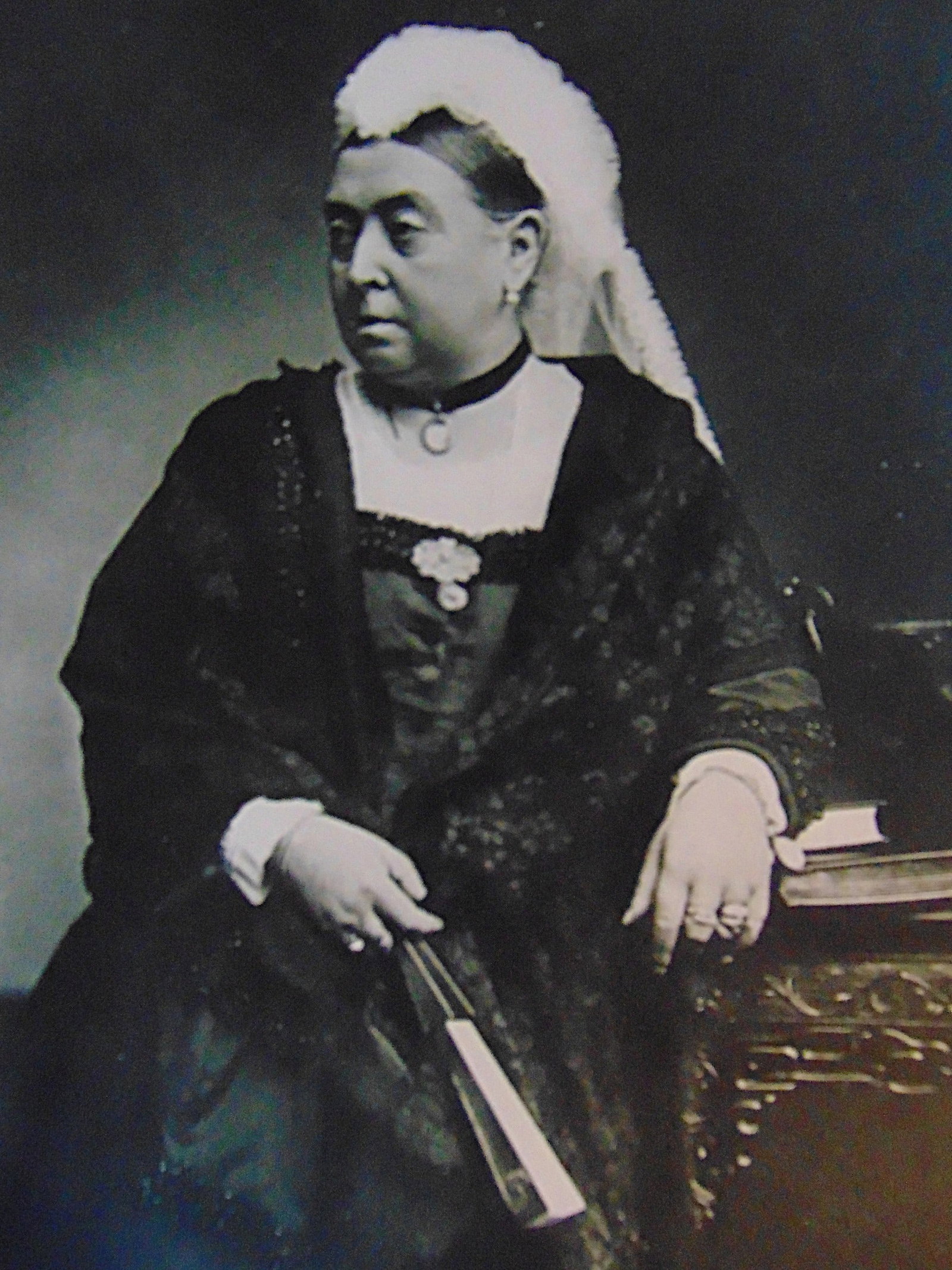 Victoria R. - Queen Victoria Photographs Biography (1 of 3)
