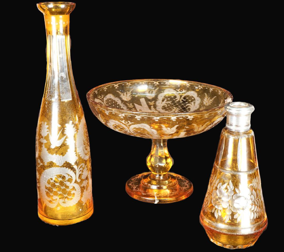 Group of Amber to Clear Crystal (1 of 1)