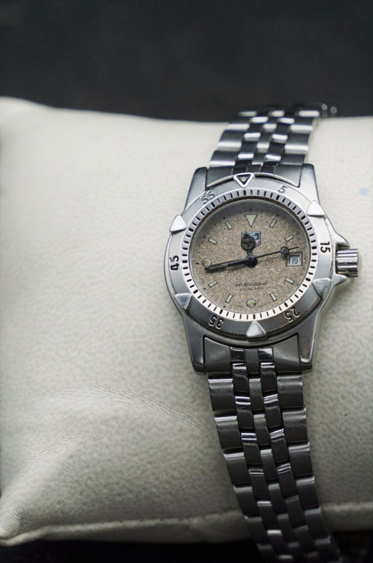 Ladies Tag Heuer Watch (1 of 3)