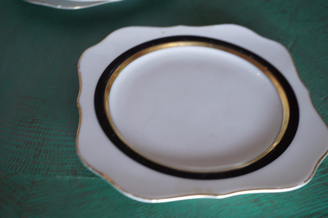 Set of 12 Noritake Plates (1 of 5)