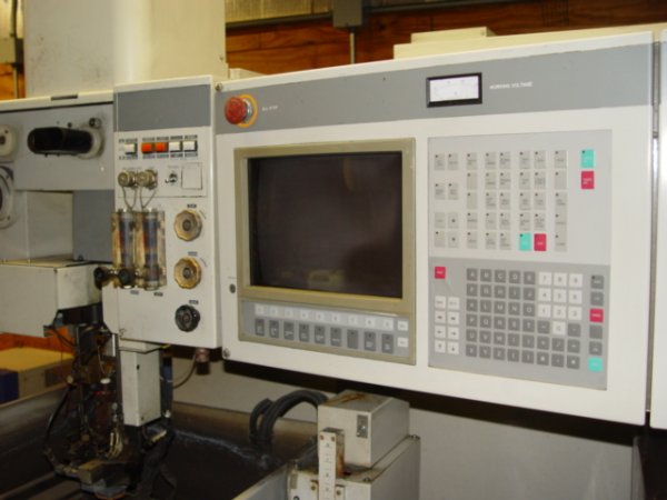 Mitsubishi DWC-90SZ Wire EDM - 3