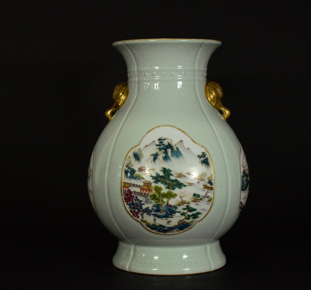 QIANLONG MARK, A DOUQING GLAZED VASE (1 of 10)