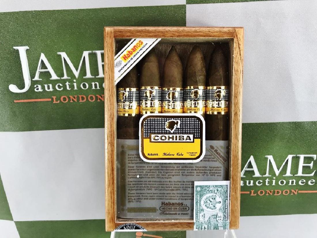 A sealed box of cigars: A sealed Box of cigars