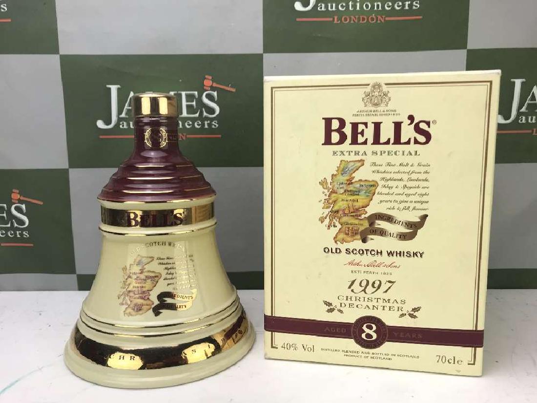 Boxed Wade Bell's -Scotch Whiskey Decanter ltd Edition: Boxed Wade Bell's -Scotch Whiskey Decanter ltd Edition 70cl