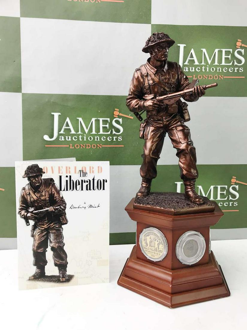 Danbury Mint WW2 Overlord D-Day The Liberator Commando: Danbury Mint WW2 Overlord D-Day The Liberator Commando Bronze Sculpture