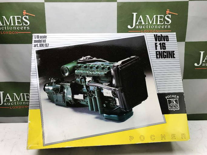 Pocher 1/8 Scale Model Kit Volvo F16 Engine