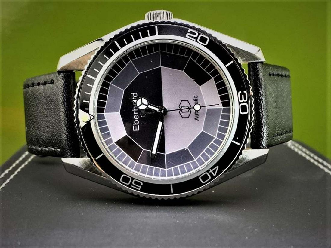 Eberhard & Co Automatic Ref-11500 Watch (1 of 7)