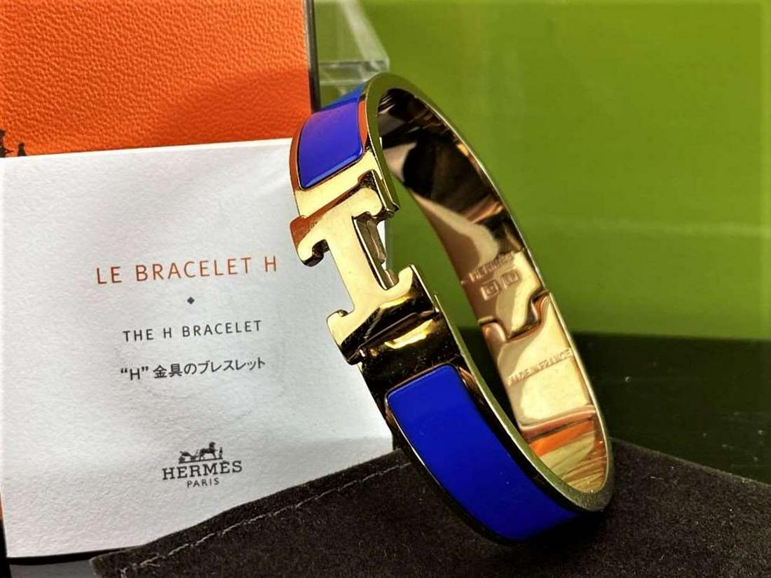 Hermes "H Click Clack" Bracelet: Hermes "H Click Clack" Bracelet, ex display example, as pictured supplied with original packaging