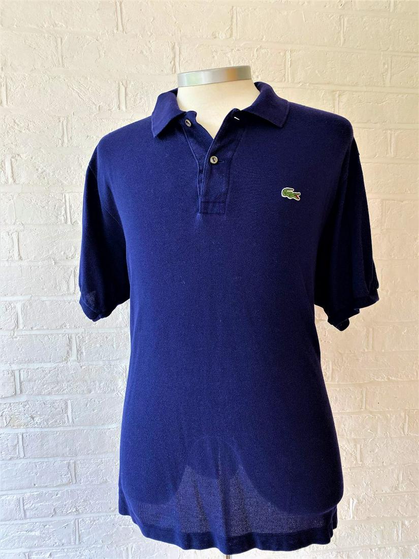 Lacoste Classic Polo Gent`s Size large: Lacoste Classic Polo Gent`s Size large-Navy Colour, customer returns from retailer.