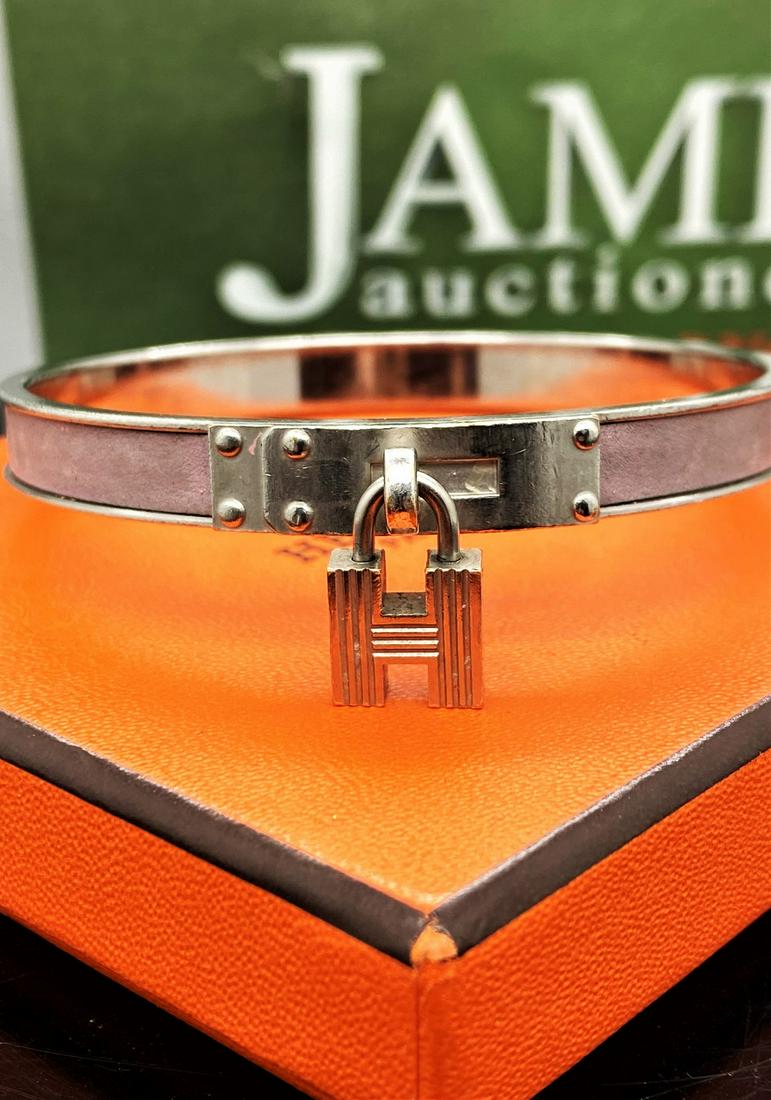 Hermes Kelly Cadena Lock "H" Charm Bracelet Palladium & Pink Leather Insert (1 of 6)