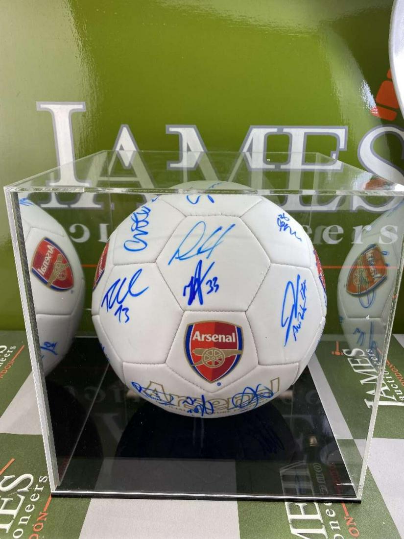 Arsenal FC 2021/22 Hand Signed Signature Football Ball (1 of 5)