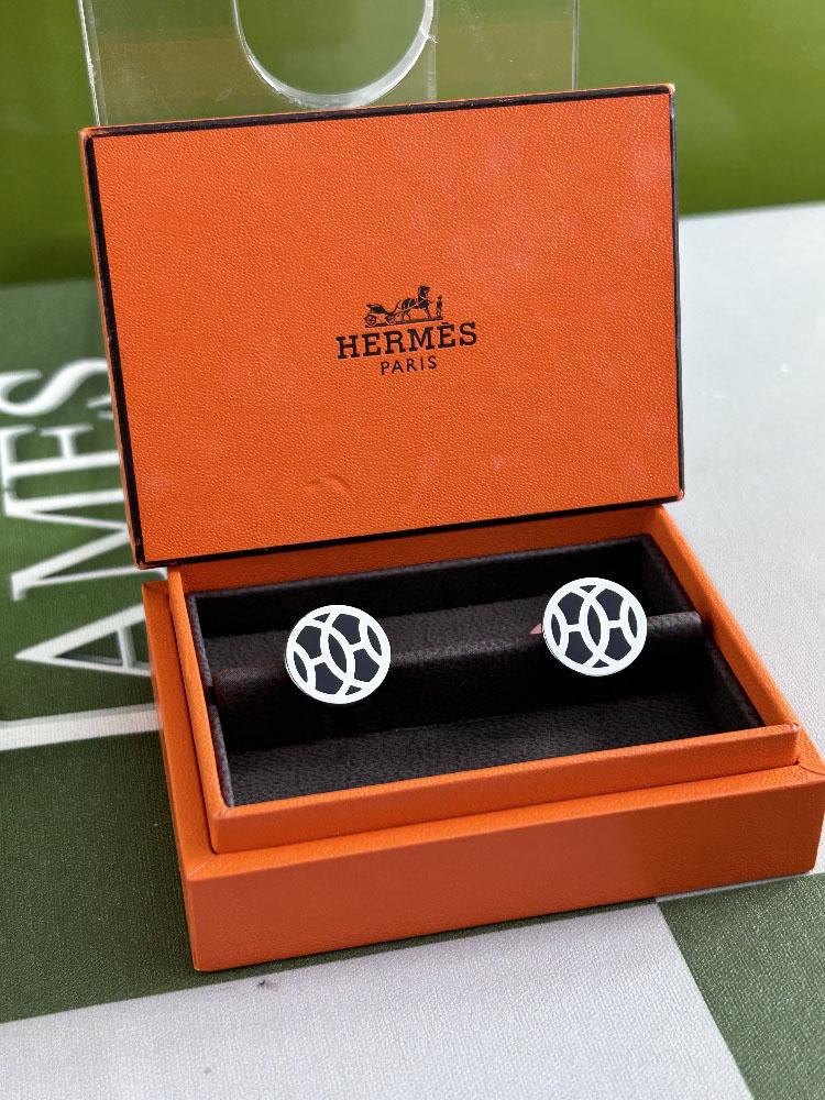 Hermes Paris Silver and Onyx Cufflinks- Rare Examples. (1 of 6)