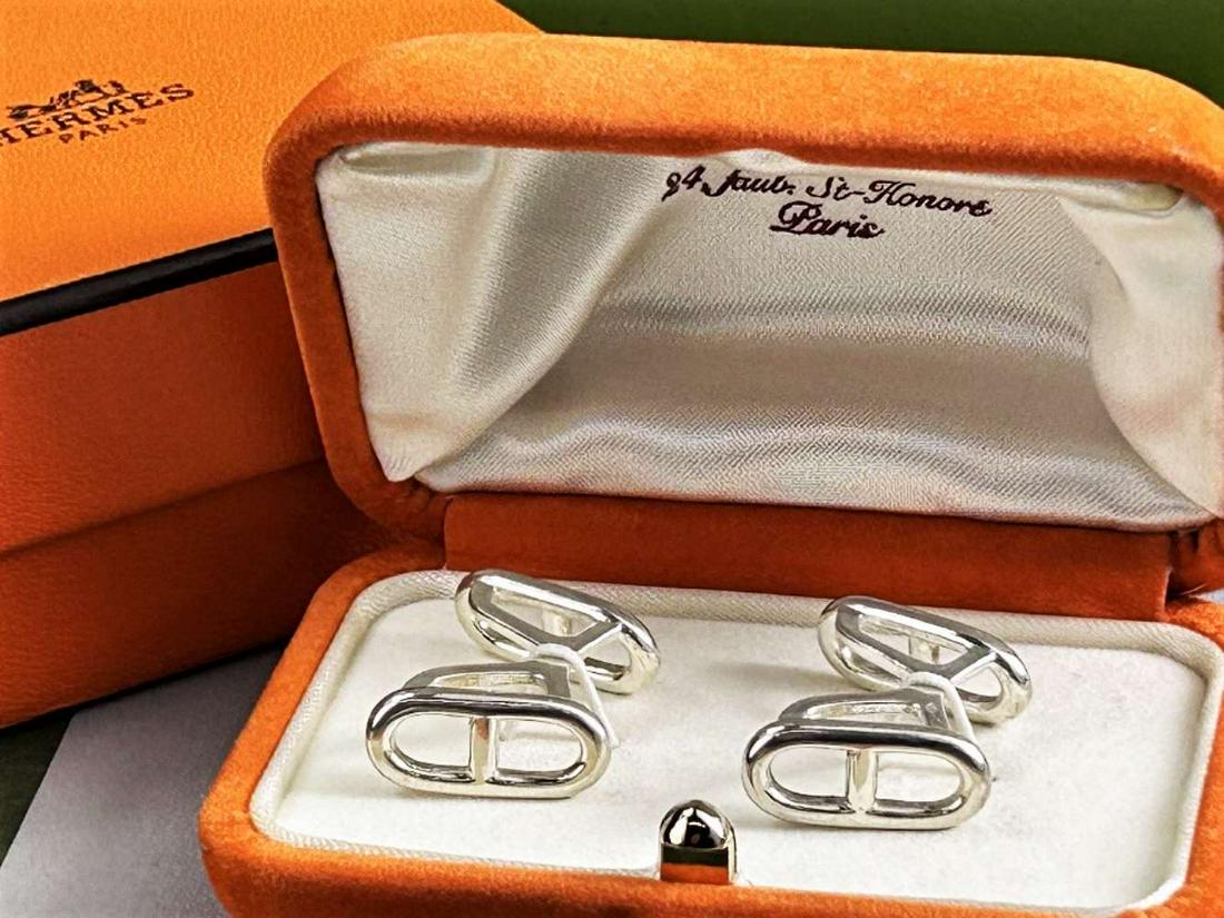 Hermes Paris Solid Siver 925 Cufflinks: Hermes Paris Solid Siver 925 Cufflinks, as pictured in original case.