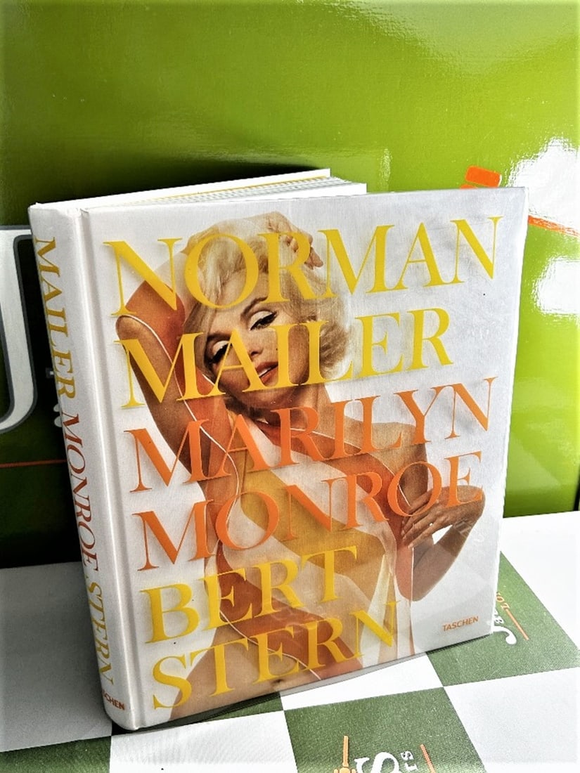 Taschen-Bert Stern Marilyn Monroe Rare Hardback Nudes Edition (1 of 10)