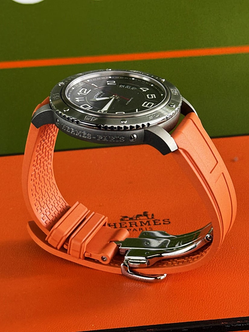 Hermes Clipper Titanium Gent`s Watch Ex Display Only (1 of 12)