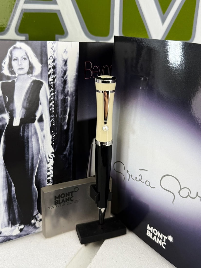 Montblanc Greta Garbo Special Edition Ballpoint Pen (1 of 7)