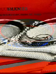 Hermes Paris ` L Instruction Du Roy` Enamel Bangle: Hermes Paris -` L Instruction Du Roy` Enamel Bangle, as pictured a mint latest edition example benefiting from full original packaging and purchase receipt from Selfridges,London