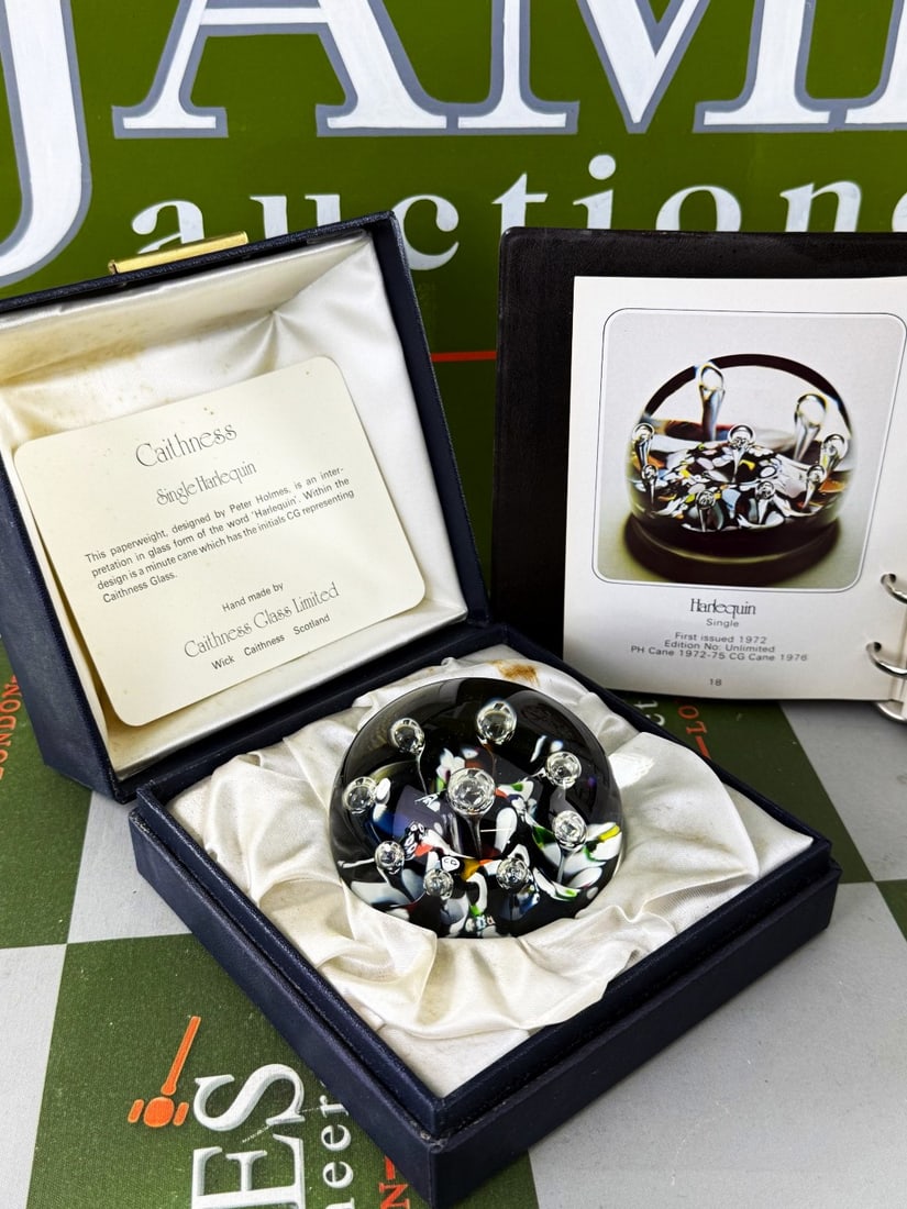 Caithness Scottish Single Harlequin Vintage Glass Paperweight: Caithness Scottish Single Harlequin Vintage Glass Paperweight as pictured with full original paperwork and display case