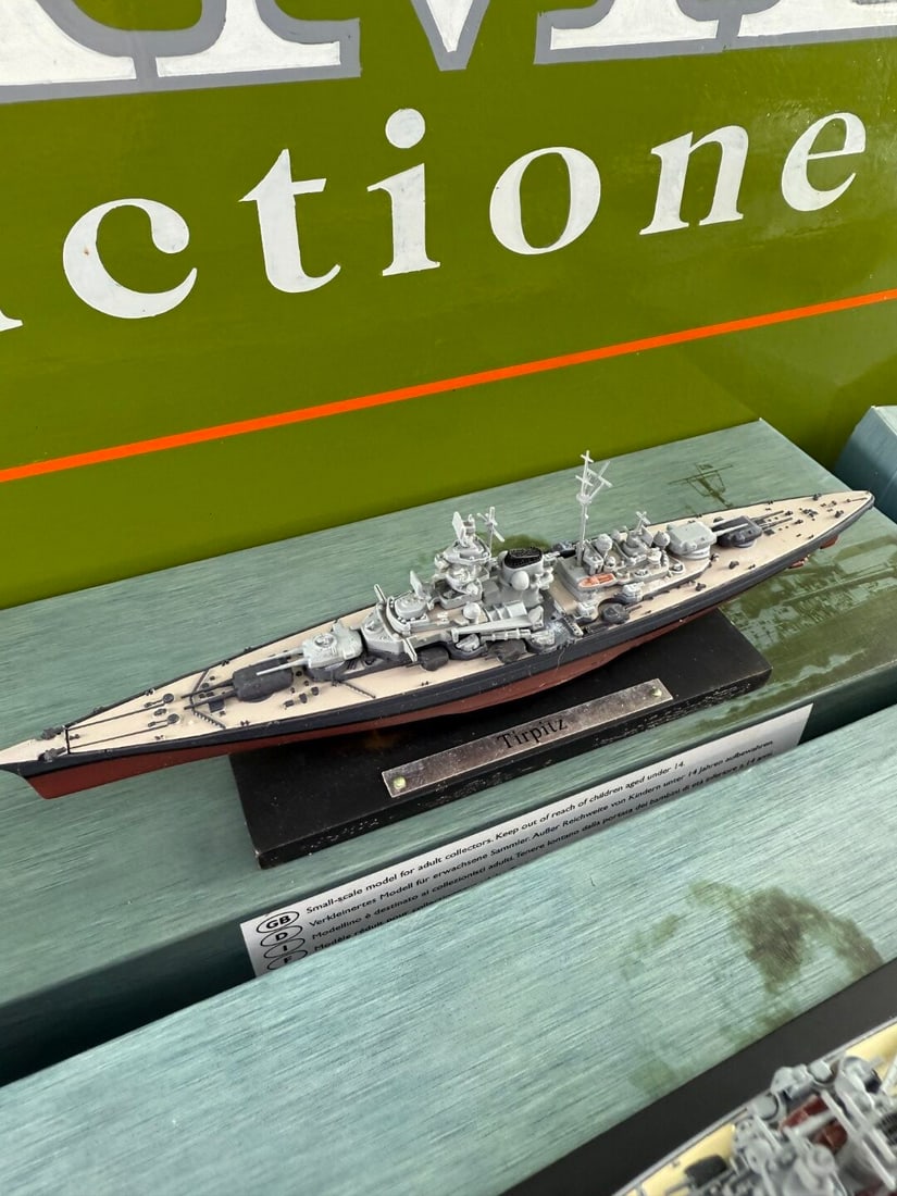 Collection of Atlas Legendary Warships WWII- German / Italy Ships - 5