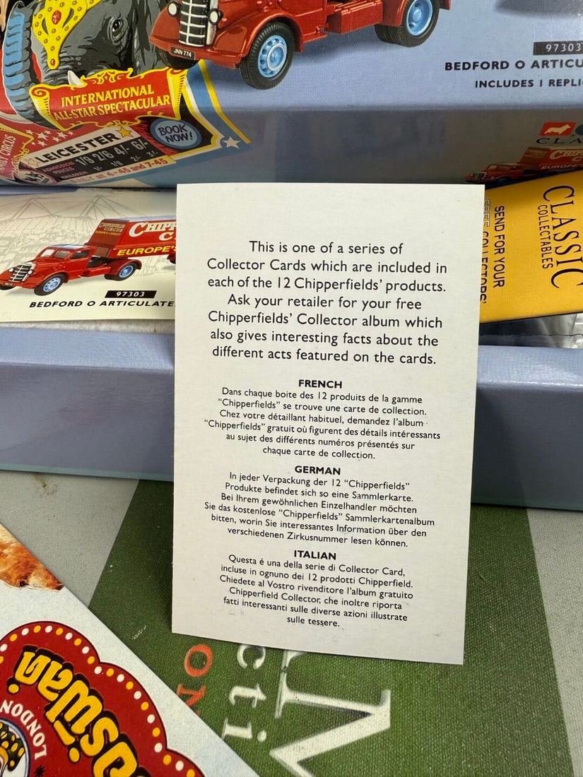 Chipperfields Circus Corgi Classics Collection 97303 Bedford O Articulated Truck - 5