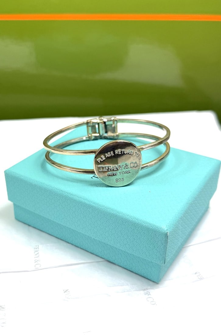 Rare Vintage Tiffany & Co 925 Sterling Silver `Please Return To` Oval Tag Hinged Cuff Bracelet - 3