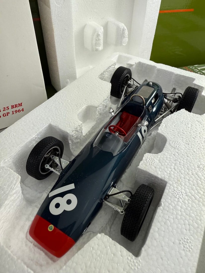 Spark J.Clark Lotus 25 BRM No.18- 6th March Monoco Gp 1964 - 2