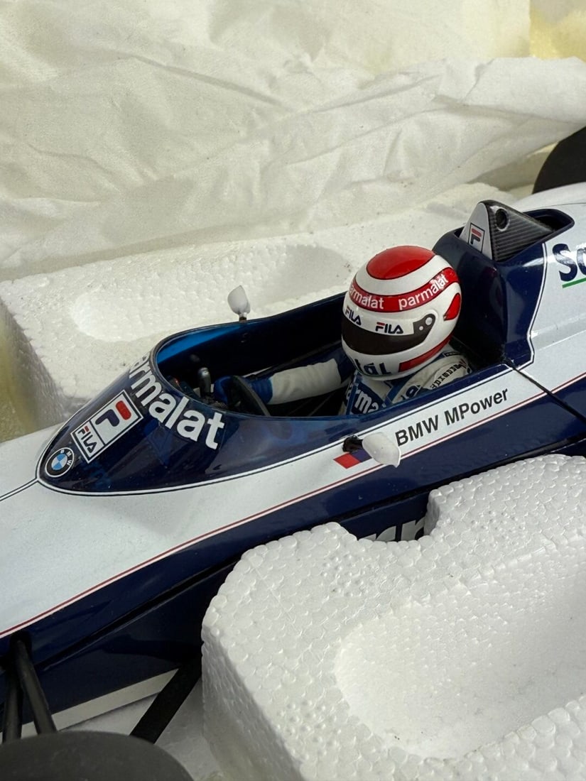 Minichamps 1:18 Brabham BMW (N. Piquet) World Champion 1983 - 3