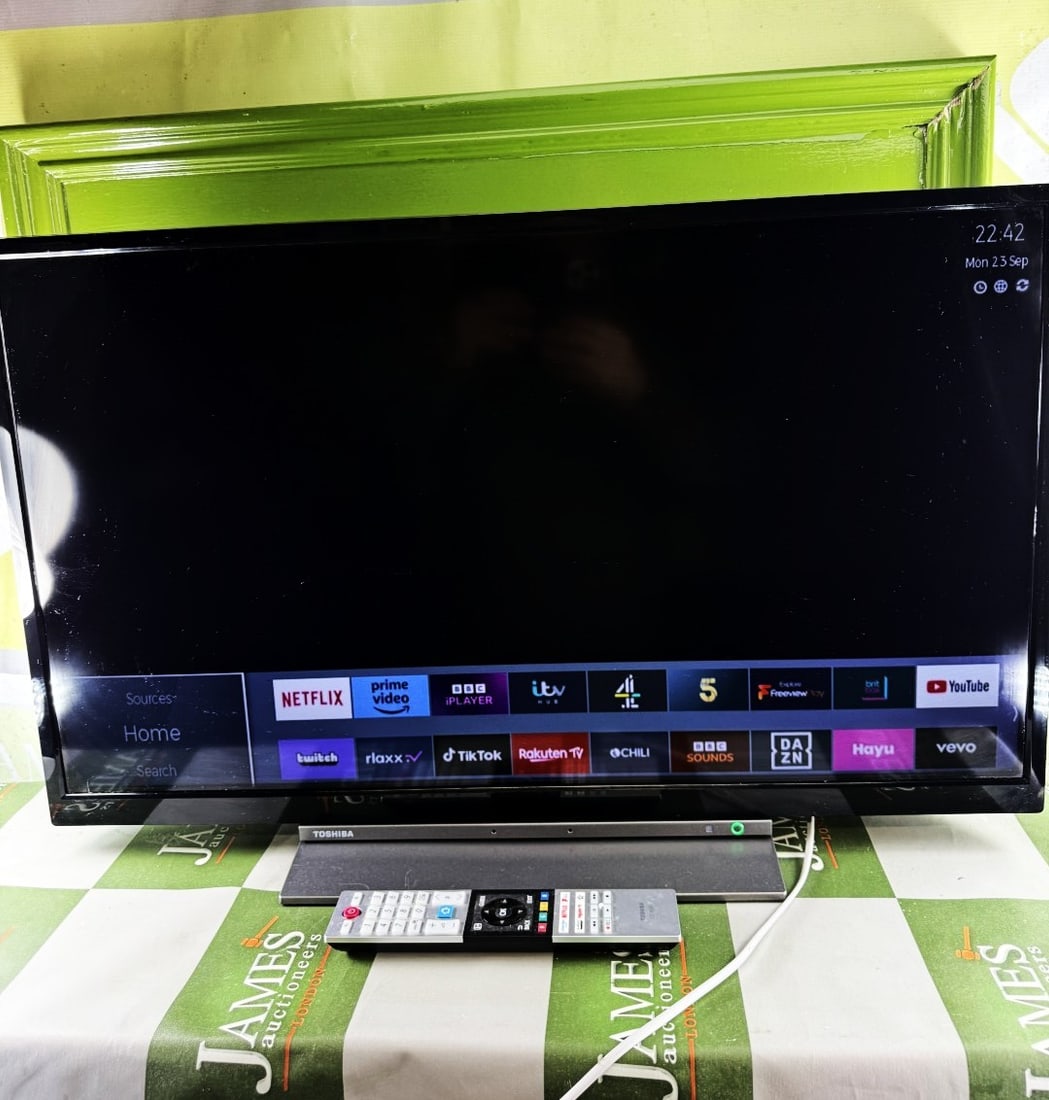 Toshiba 32LK3C63DB TV 80 cm (32) Full HD Smart TV Wi-Fi, 3 months old - 2