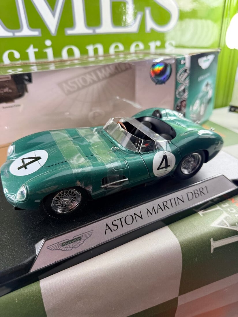 Ltd Edition 1:18 Scale Aston Martin DBR1, by Shelby Collectibles, Signed by Sir Stirling Moss - 10