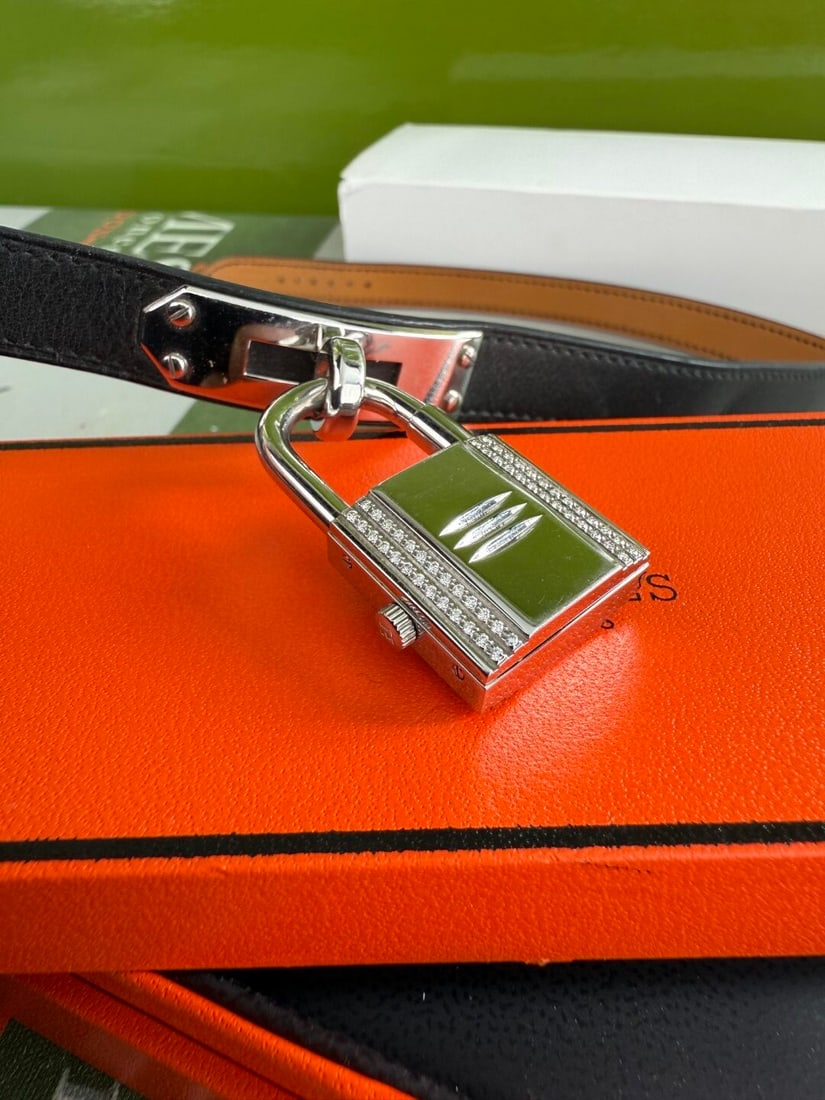 Hermes Paris Factory Diamond Edition Kelly & Double Tour Leather Ref: KE1231 - 6