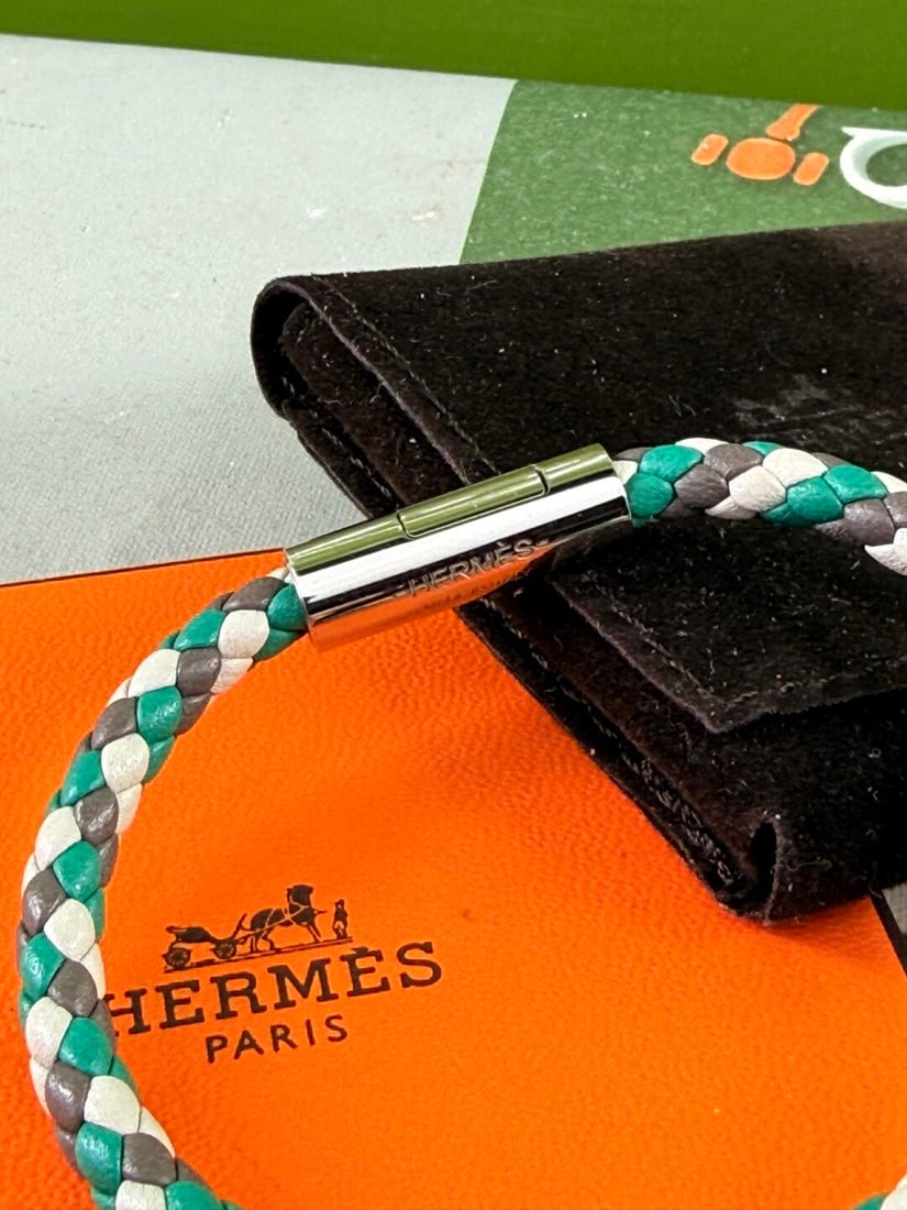 Hermes Goliath Bracelet Green, Grey & White Leather with Palladium Clasp - 2