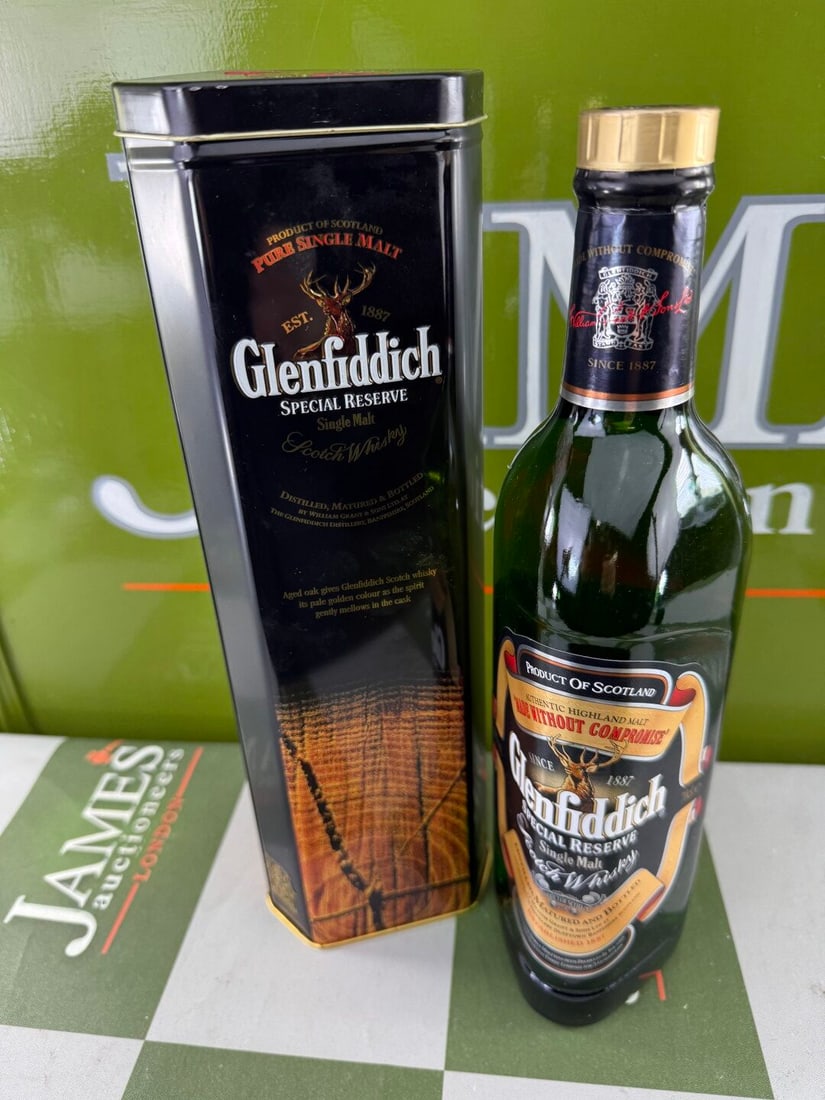 Glenfiddich Special Old Reserve Single Malt 70cl: Glenfiddich Special Old Reserve Single Malt 70cl 40%-Sealed and unopened for pictures only.circa 90`s