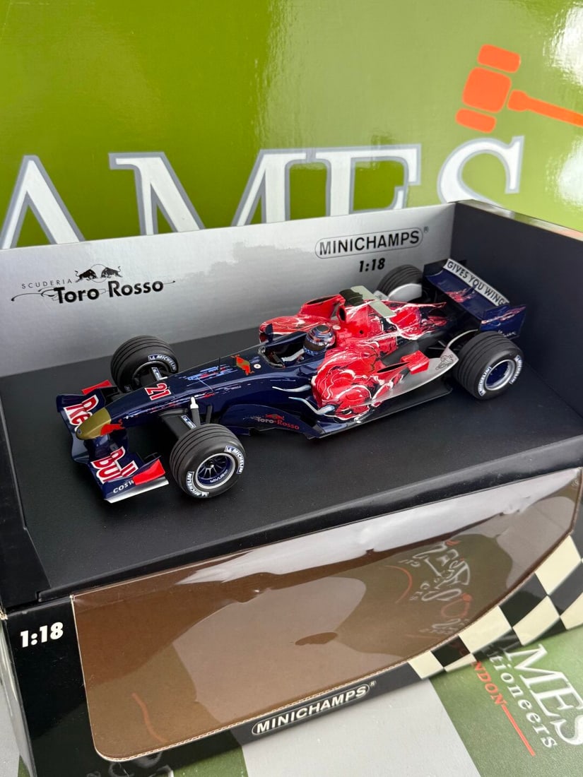 Minichamps 1:18 Toro Rossi cosworth STR1 S Speed 2006 - 4