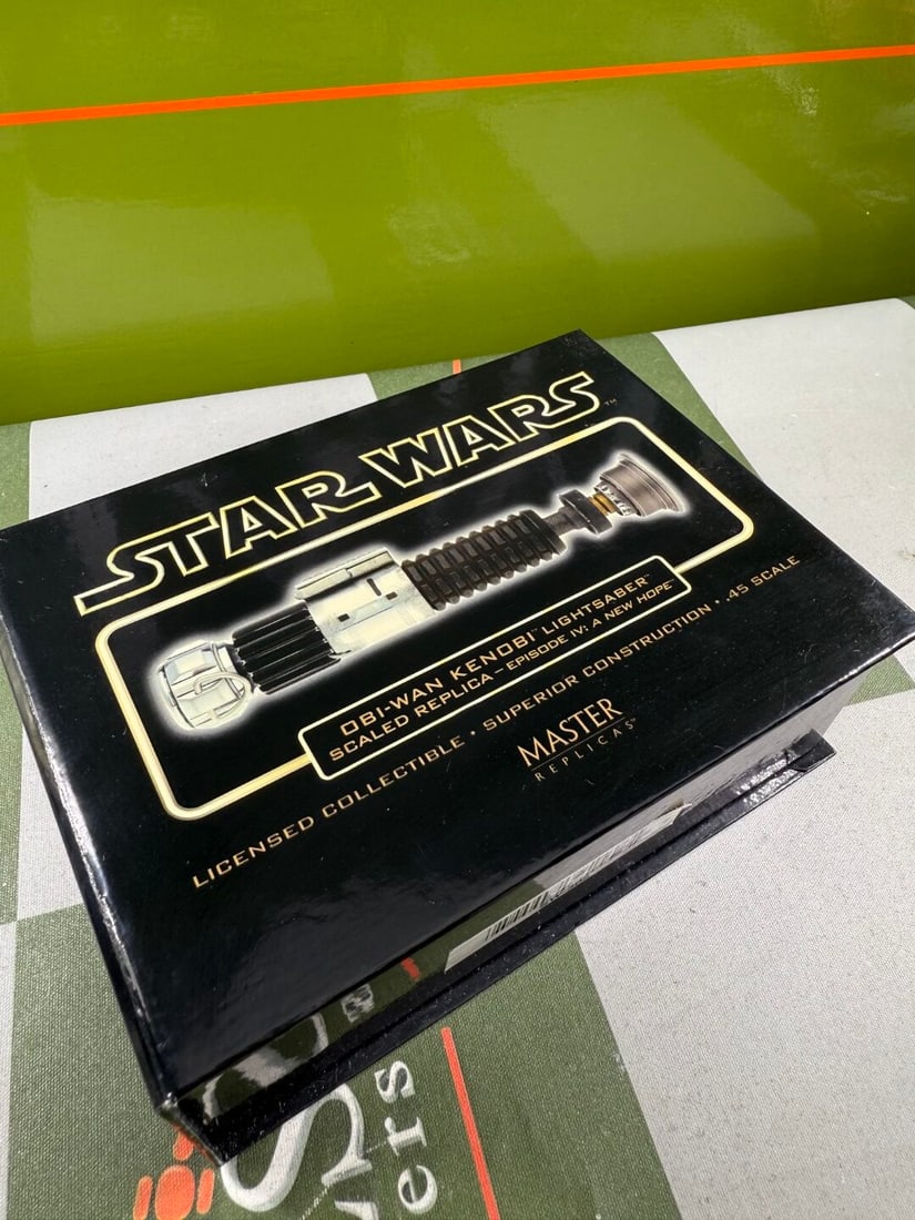 Masters Replica .45 Scale Lightsabre/COA -Ben Kenobi -New Hope - 2