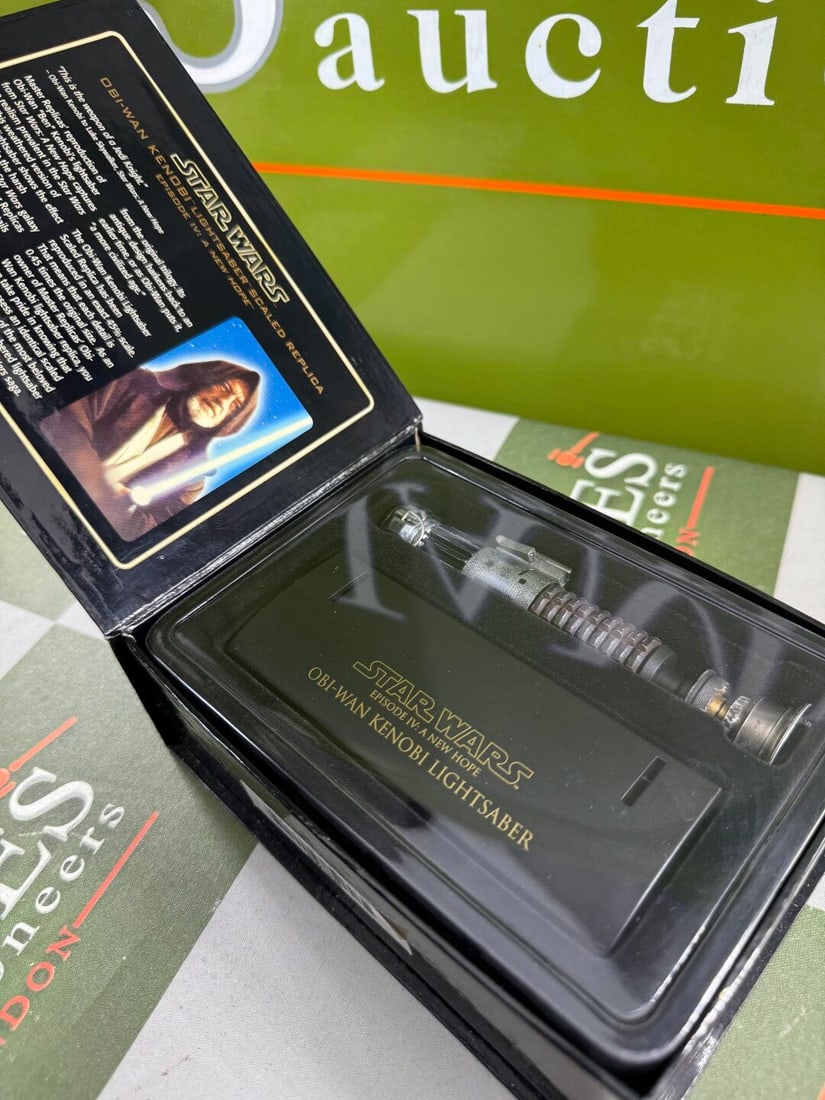 Masters Replica .45 Scale Lightsabre/COA -Ben Kenobi -New Hope - 3