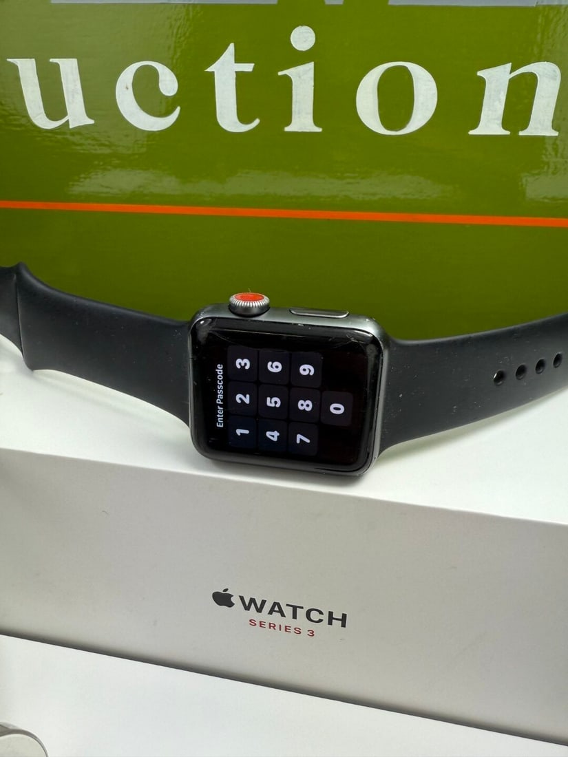 Apple iWatch Series 3 - 3