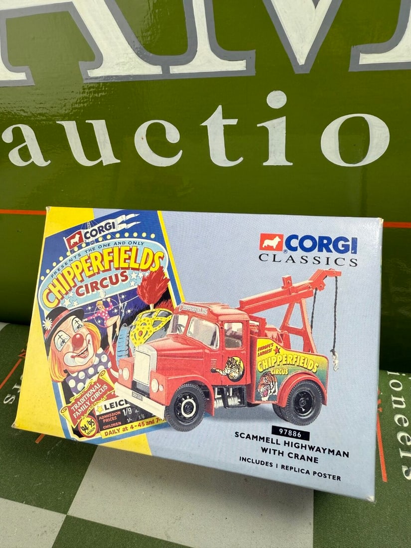 Chipperfields Circus Corgi Classics Collection 97886 Scammel Highwayman With Crane - 2