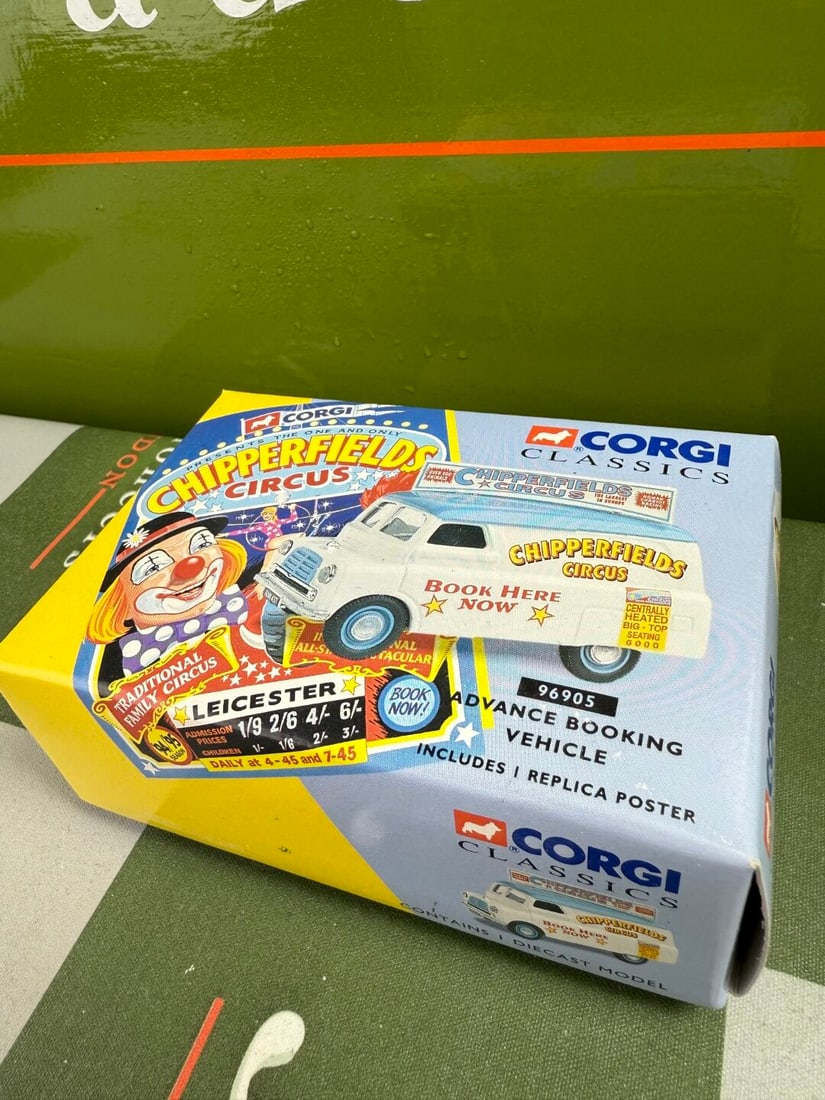 Chipperfields Circus Corgi Classics Collection 96905 Advance Booking Vehicle - 5
