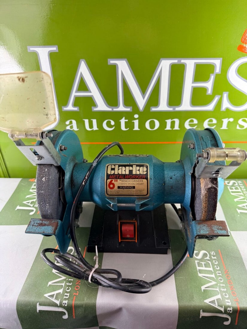 Clarke Table Top 6 Inch Grinder (1 of 3)