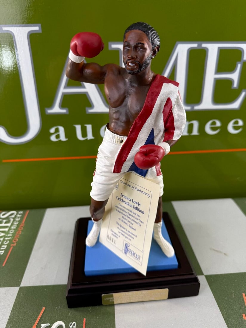Lennox lewis Heavyweight Boxing Champion The Art Of Sport By Endurance Figurine. Sculpted by Daniel: Lennox lewis Heavyweight Boxing Champion The Art Of Sport By Endurance Figurine. Sculpted by Daniel Lovatt-COA included.