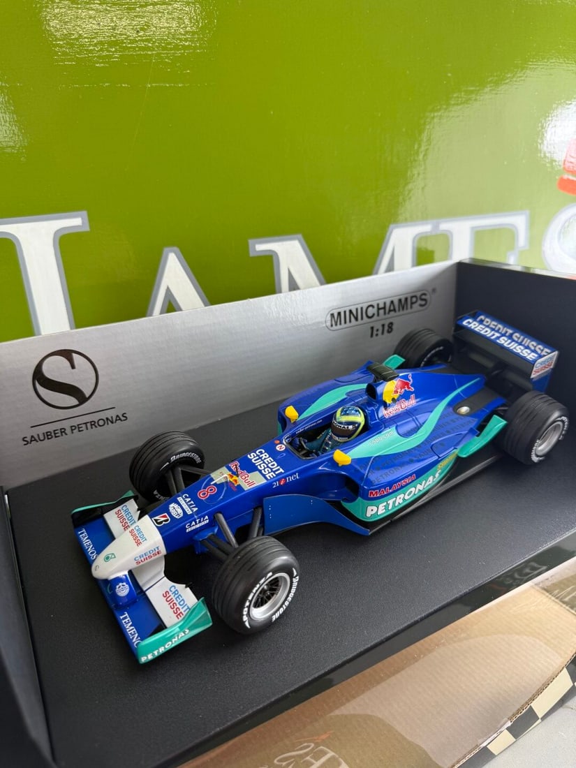 Minichamps 1:18 Sauber Petronas C21 F Massa 2002 - 2