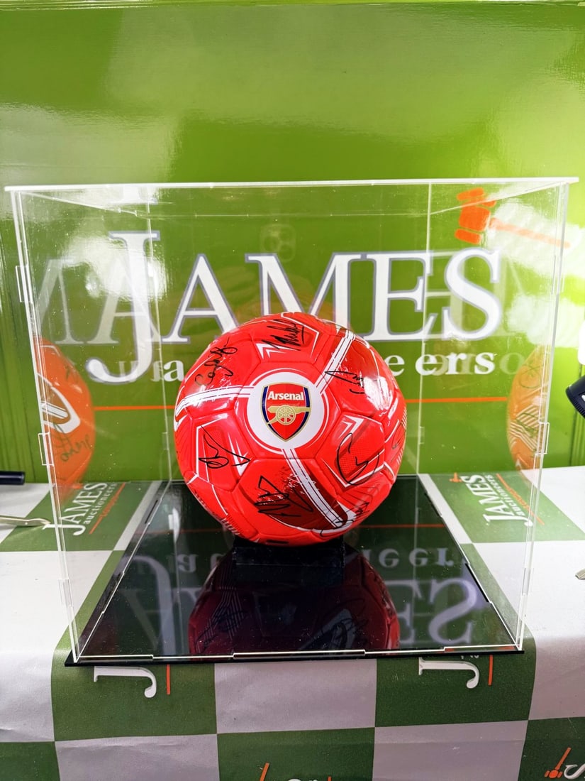 Arsenal Signed Football By Current Squad 2024-2025: Arsenal Signed Football By Current Squad 2024-2025, as pictured with perspex case, comes with certificates of authenticity.