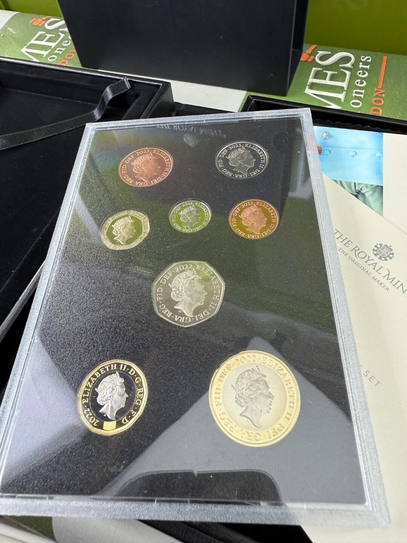 The Royal Mint 2022 Making History Edition Of Coinage /COAs Etc - 9
