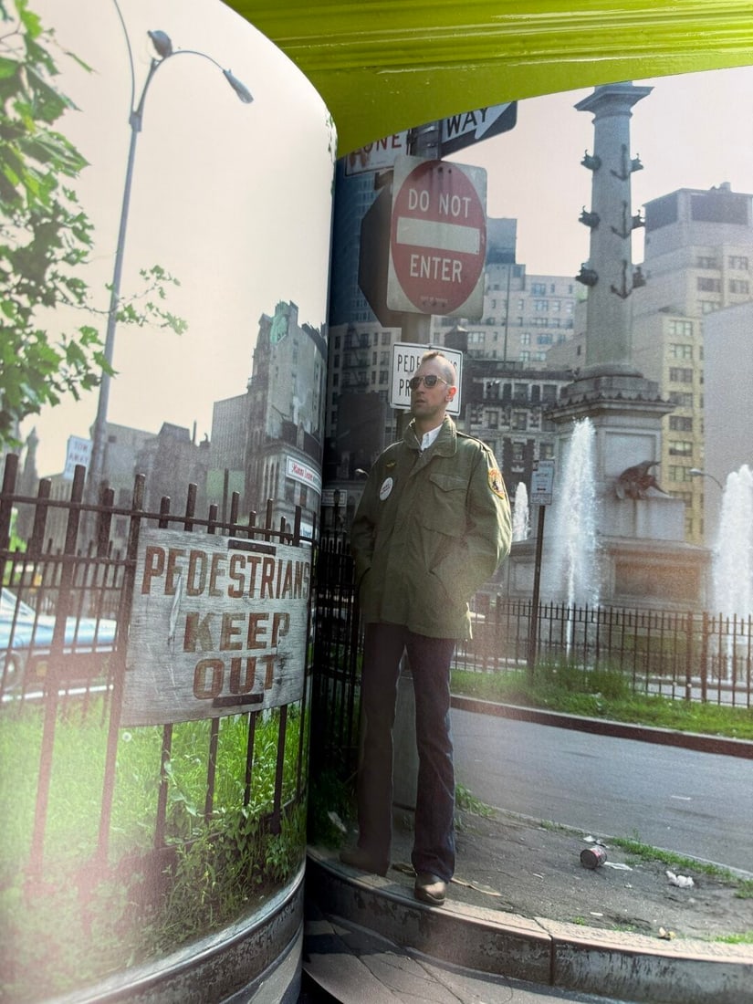 Huge Taschen Collectors Edition`Taxi Driver` Photographs by Steve Schapiro, Foreward by Martin Scors - 9