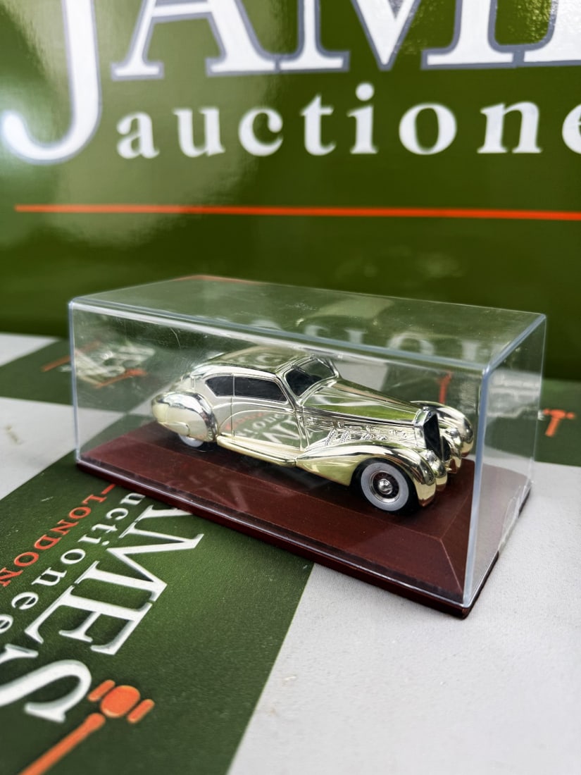 Aston Martin Delage D8 120 Model Silver Plated In Display Case 1:43 Scale - 2