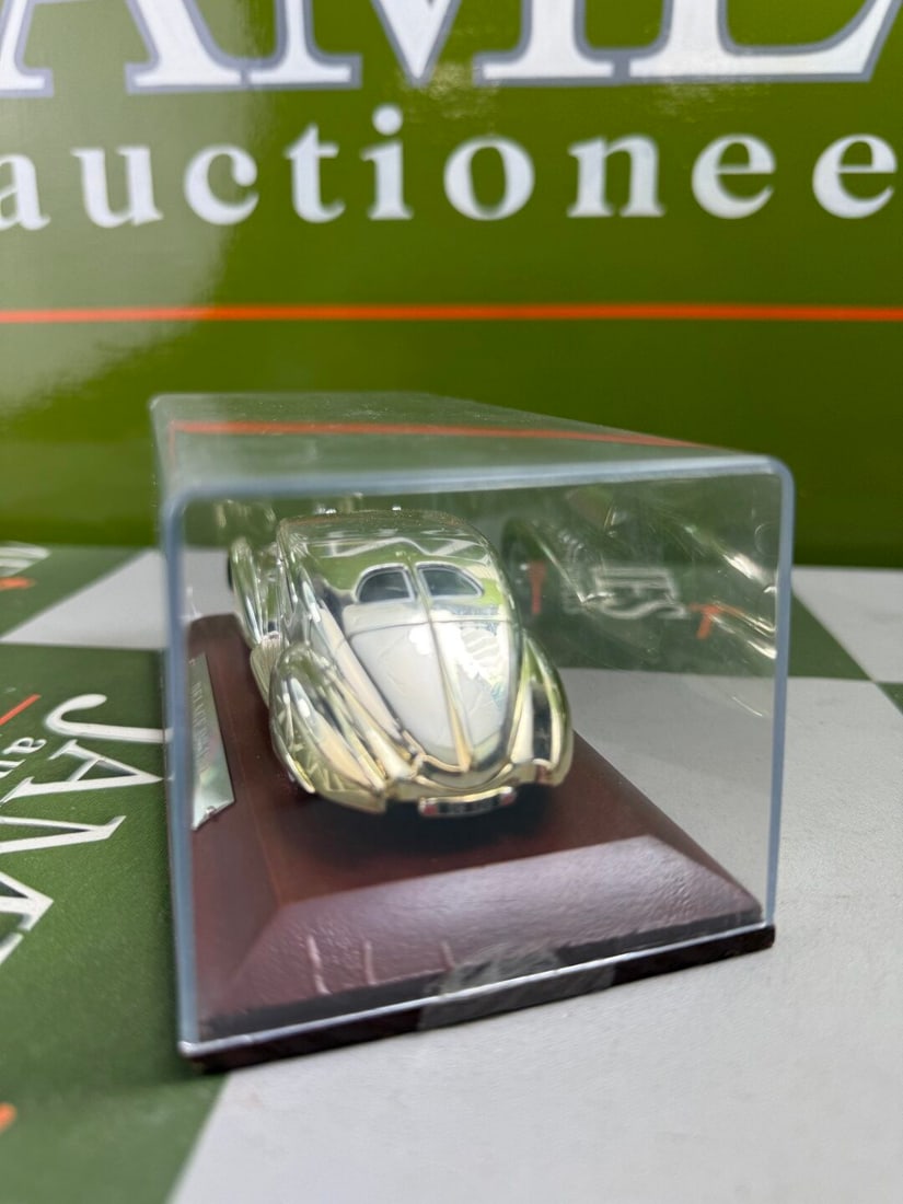 Aston Martin Delage D8 120 Model Silver Plated In Display Case 1:43 Scale - 3